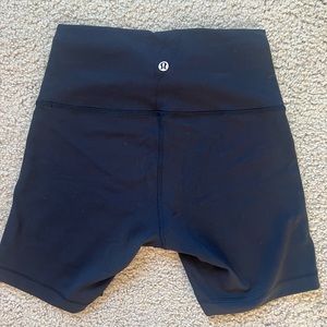 Lululemon 6” biker shorts size 6